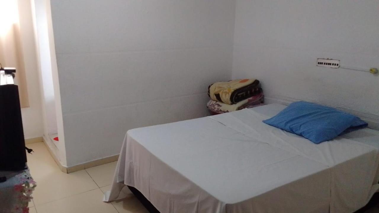 Hotel Popular Vila Nobre กูรีตีบา ภายนอก รูปภาพ